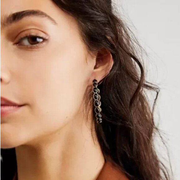 Natural✦ Dangle Oval Earrings ✦ - Picture 3 of 4